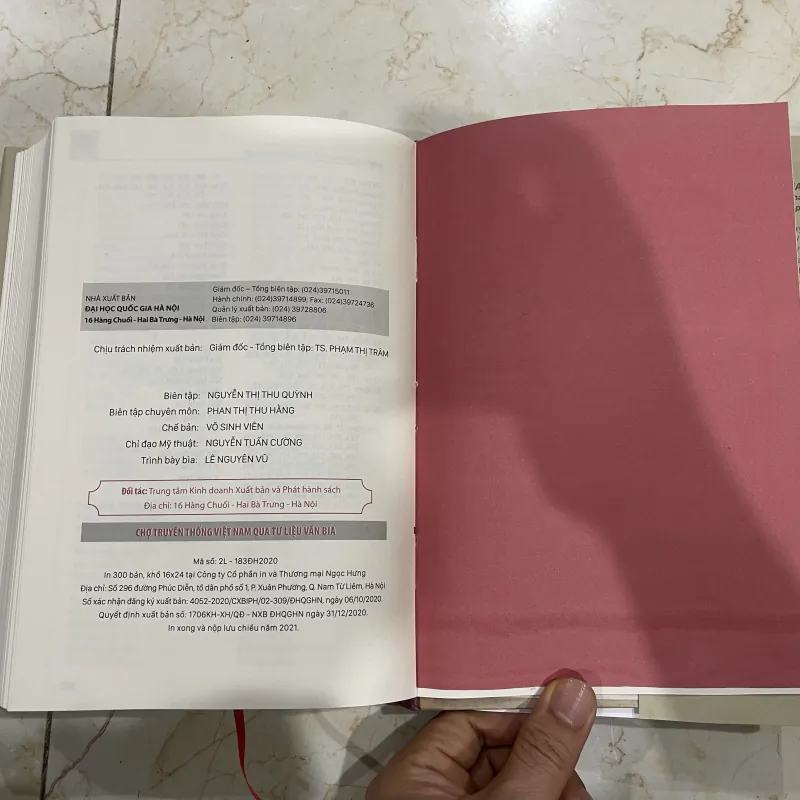 Chợ truyền thống Việt Nam qua tư liệu văn bia 970747