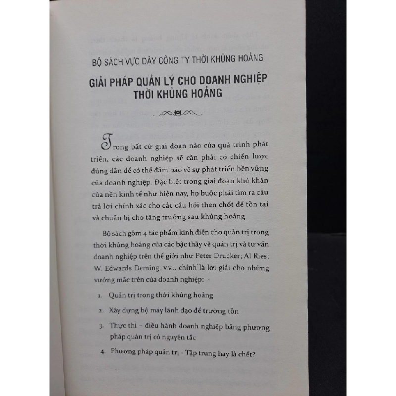 Quản trị trong thời khủng hoảng mới 80% lõi dư bìa, chóc gáy nhẹ 2012 HCM0107 Peter Drucker QUẢN TRỊ 177350