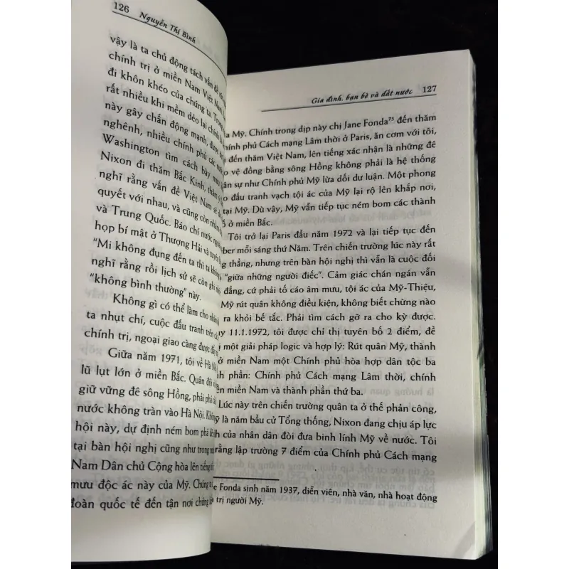 Gia đình, bạn bè, đất nước 1020010