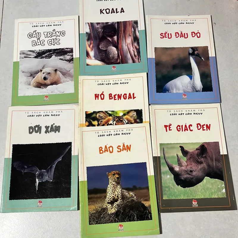 Tủ sách khám phá những loài vật lâm nguy (7 cuốn) 596749