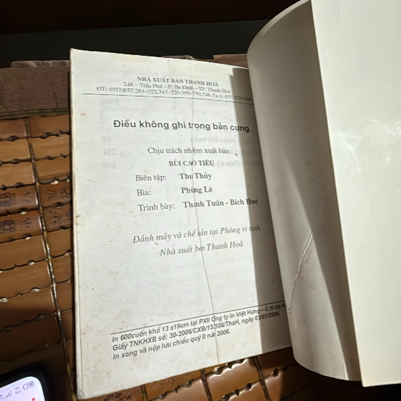 Điều không ghi trong bản cung 461799