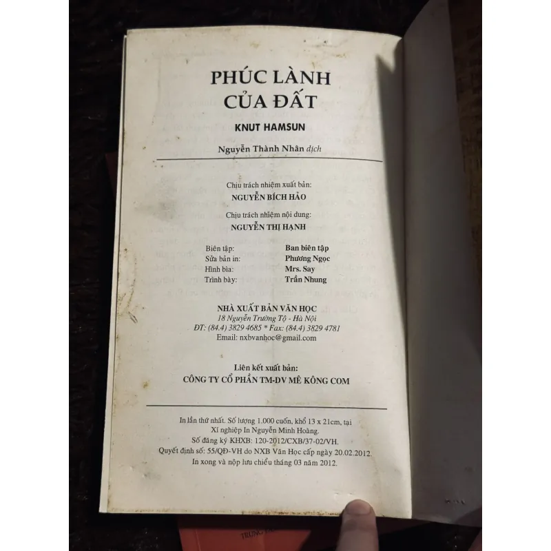 Combo 2 tác phẩm Knut Hamsun 1003980