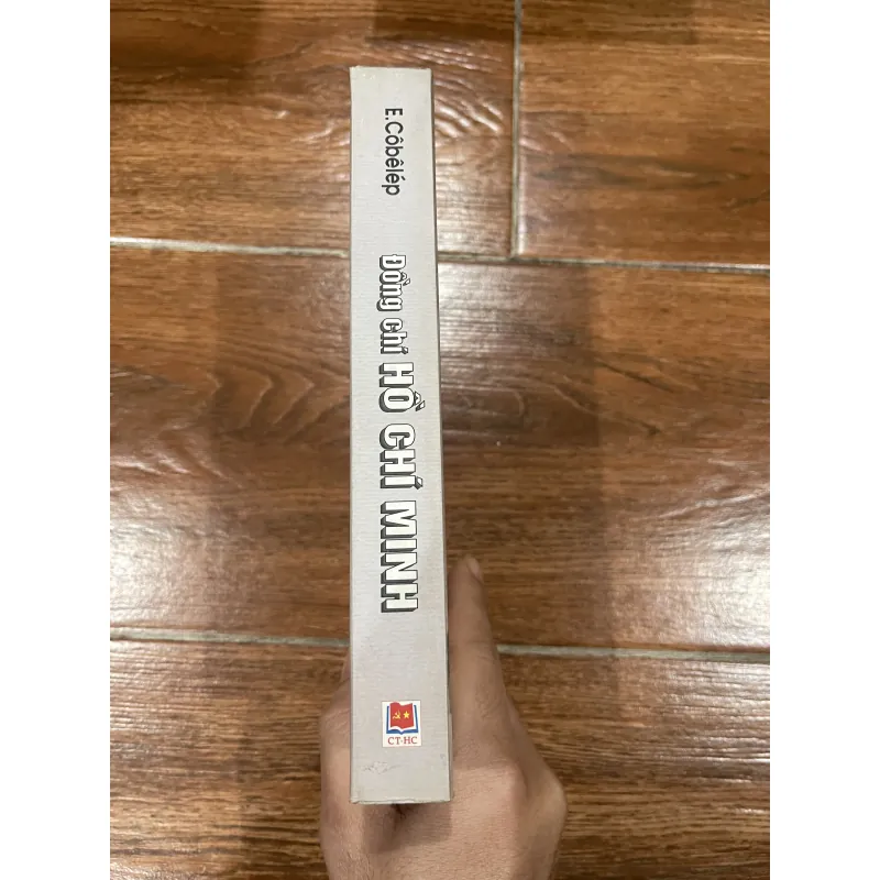 Đồng chí Hồ Chí Minh - E. Côbêlép (9) 762327