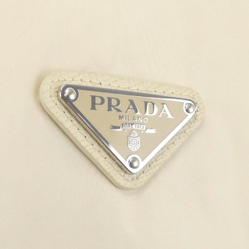【Khuyến mãi】Áo khoác PRADA 637442