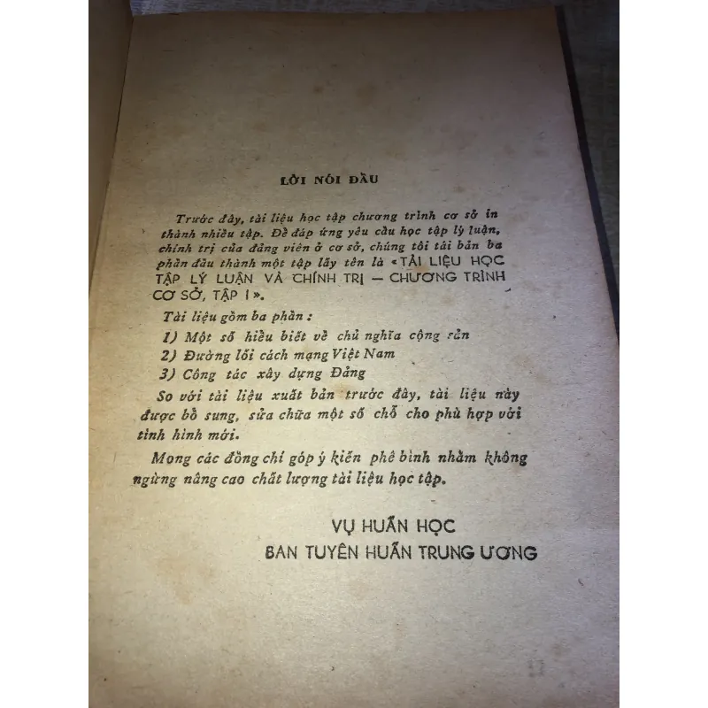 Tài liệu học tập lý luận và chính trị 973101