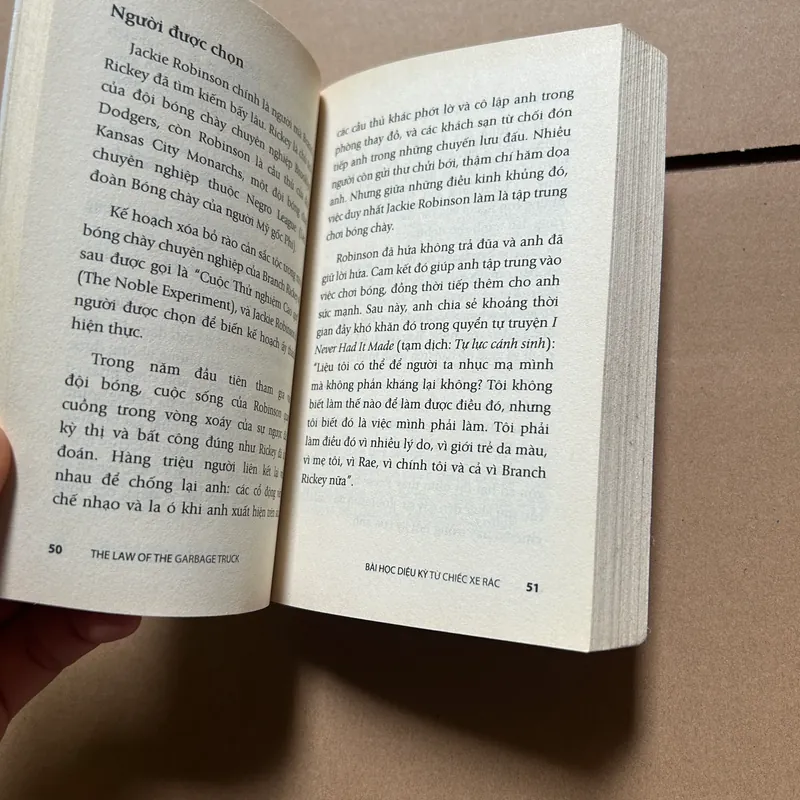 Bài học diệu kỳ từ chiếc xe rác (khổ nhỏ) 723002