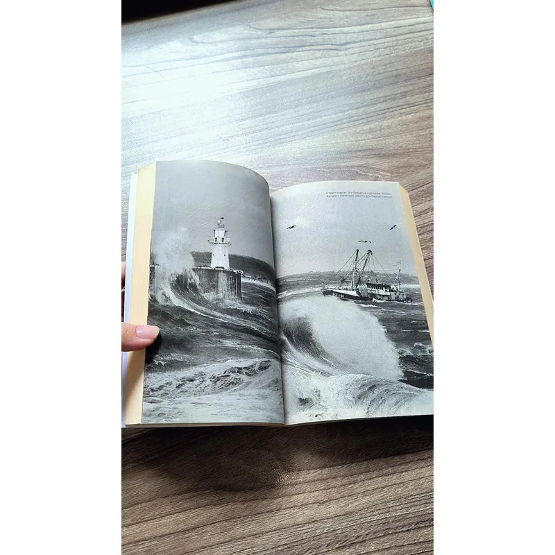 Coast: Our Island Story (Penguin Book, UK) - A Journey of Discovery Around Britain's Co... 722989