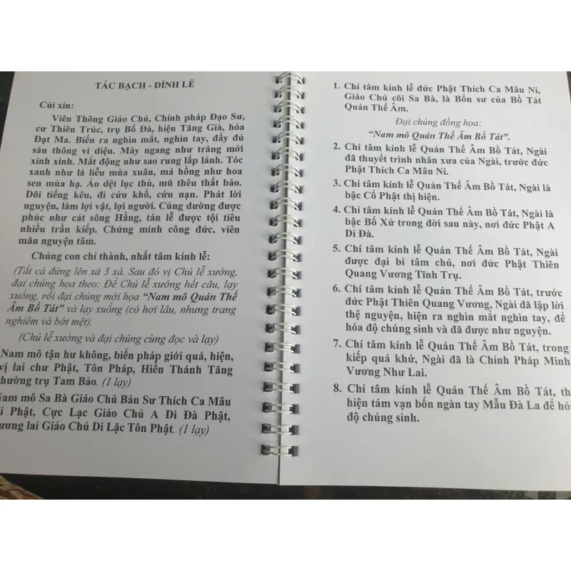 Sách Kinh Năm Trăm Đức Hiệu Quán Thế Âm Bồ Tát - HT Thích Tâm Châu mới 674771