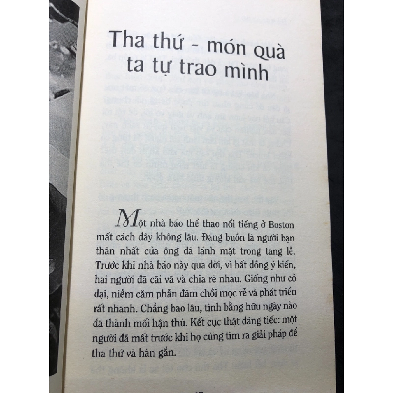 Dám tha thứ 2017 mới 80% ố vàng nhẹ Edward M.Hallowell, M.D HPB0808 KỸ NĂNG 198468