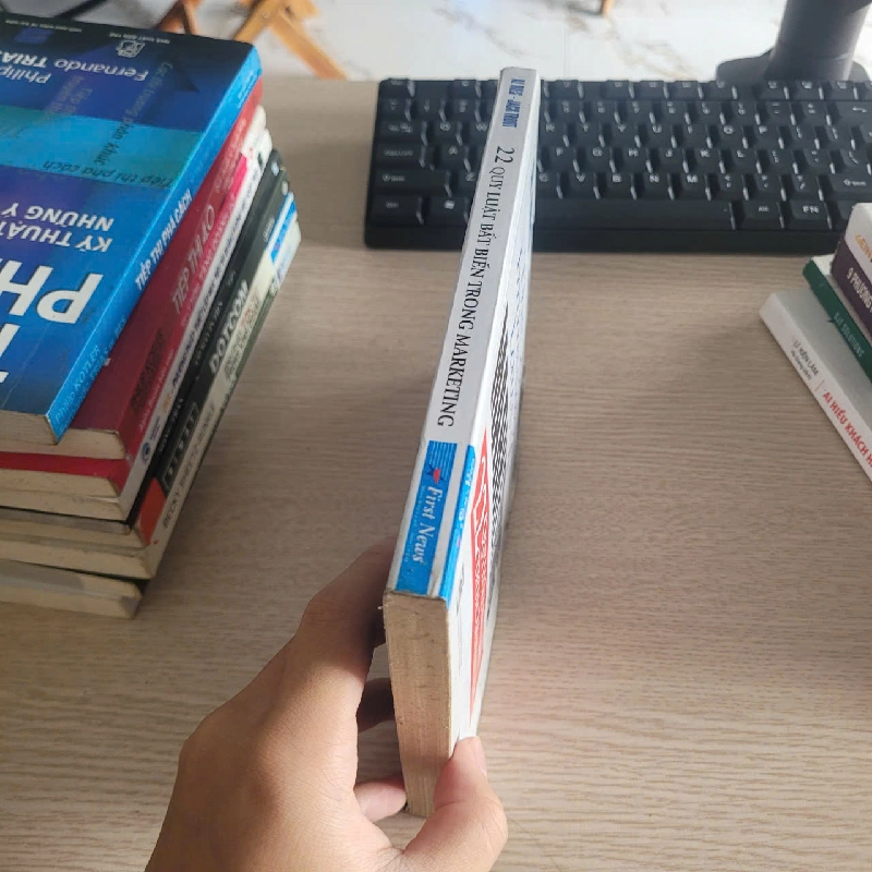 22 Quy Luật Bất Biến Trong Marketing – Al Ries, Jack Trout 528339