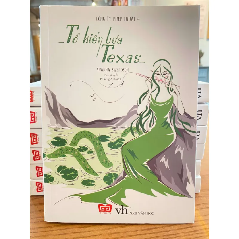 [Sách Cũ SCGR] Công Ty Phép Thuật 4 - Tổ kiến lửa Texas- Shanna Swendson GCH2308 VĂN HỌC 684083
