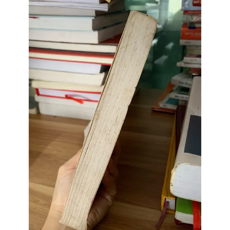 Luật thương mại và các văn bản hướng dẫn thi hành mới NXB tài chính 717610