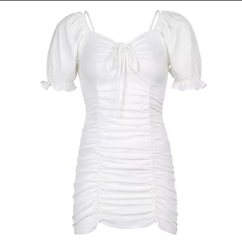 Đầm trắng 3020