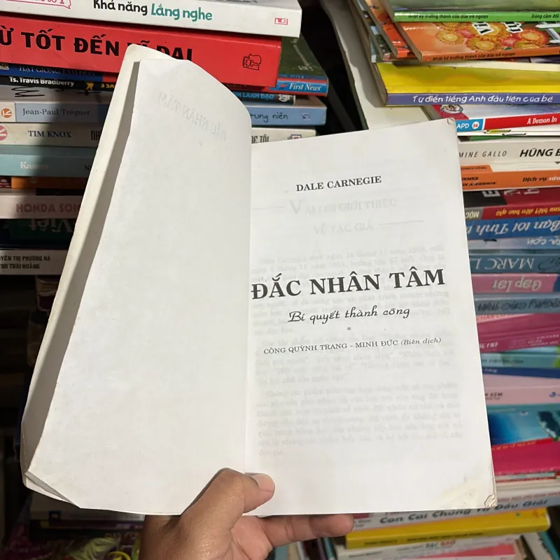 II Sách Kỹ Năng: Đắc Nhân Tâm - DALE CARNEGIE - Công Quỳnh Trang, Minh Đức (Dịch) - 2008 779145