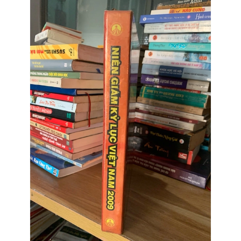 Niên giám kỷ lục Việt Nam 2009-NXB Thông Tấn 758633