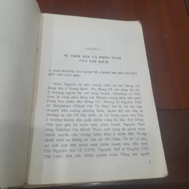 LỊCH SỬ VĂN HỌC TRUNG QUỐC, tập III - Văn học NGUYÊN - MINH - THANH 1021097