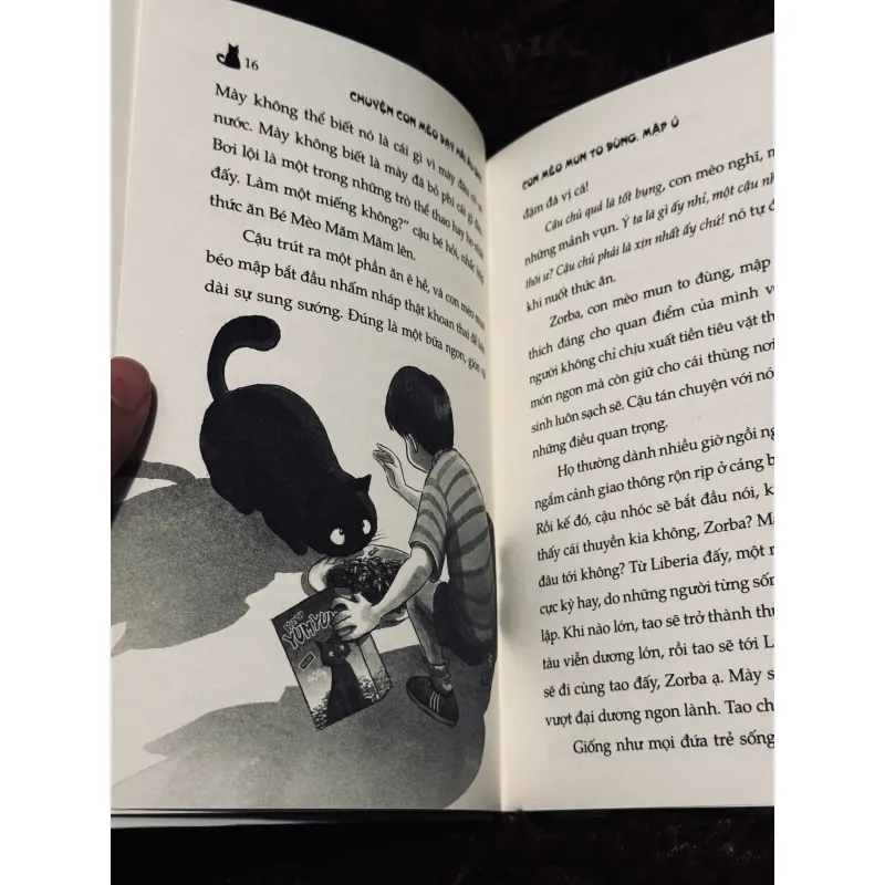 Chuyện con mèo dạy hải âu bay (bìa cứng + bookmark) 997870
