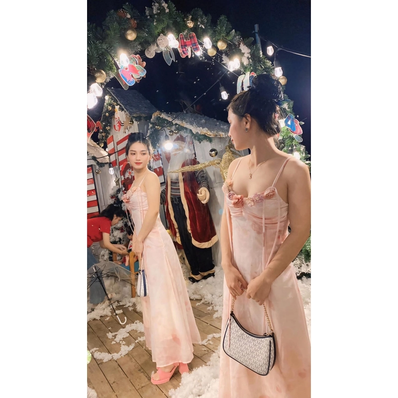 Váy đầm size S mang 1 2 lần còn tốt 509008