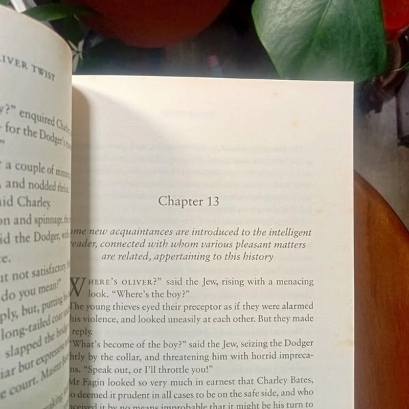 OLIVER TWIST - Charles Dickens (English) 496384