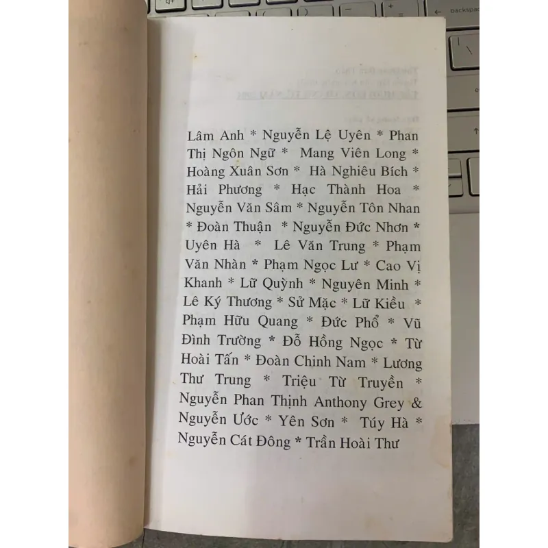 THƯ QUÁN BẢN THẢO - NHIỀU TÁC GIẢ 734431