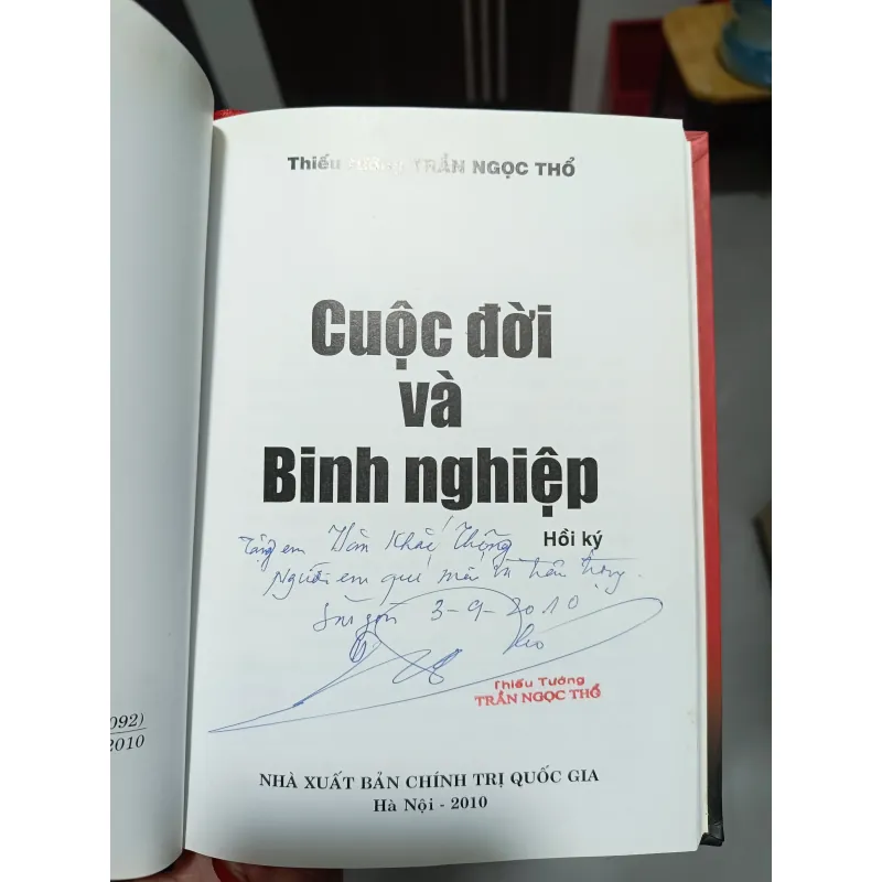 Cuộc đời và Binh nghiệp - có chữ ký tướng Trần Ngọc Thổ 748661