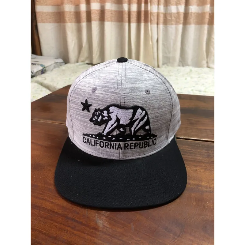 Nón snapback phong cách hiphop - hoạ tiết gấu thêu tay - xuất khẩu xịn - ship ngẫu nhiên. 520090