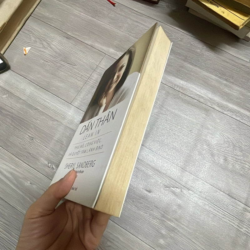 Dấn Thân LEAN IN 334233