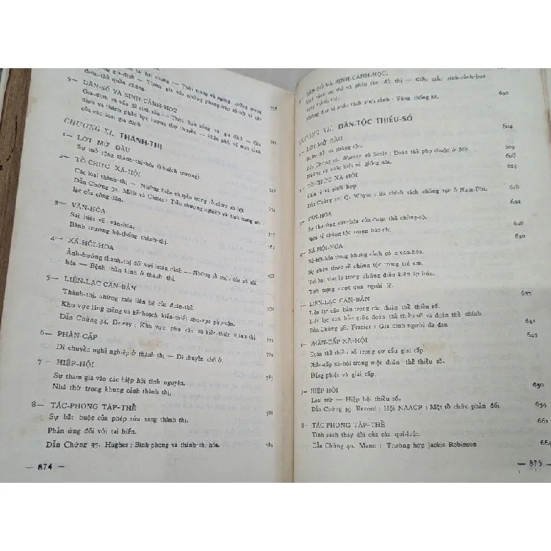 Xã hội học giảng luận và dẫn chứng - Leonard Broom & Philip Selznick 696018