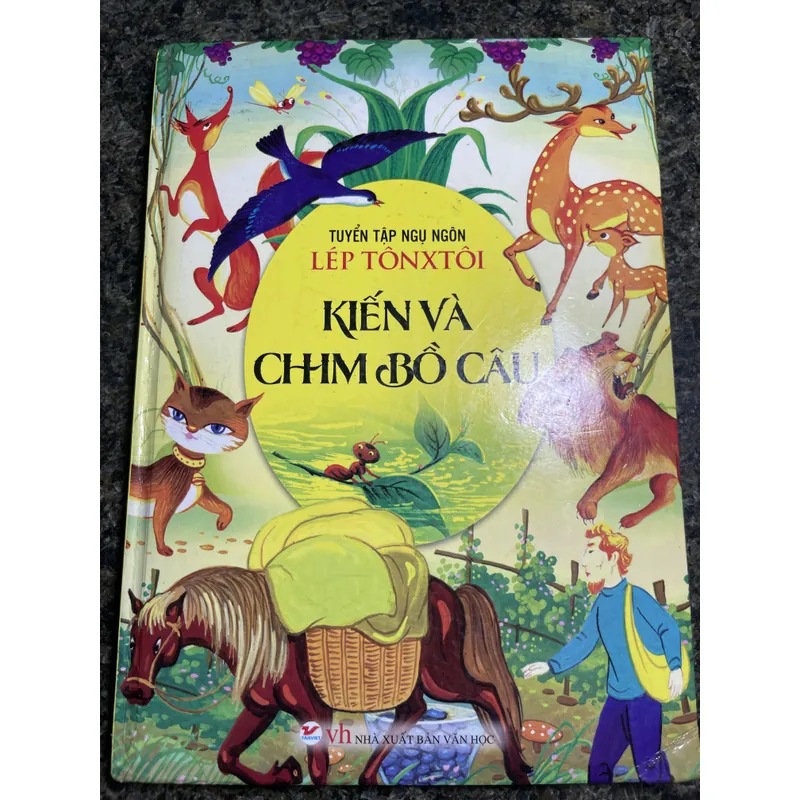 Kiến và chim bồ câu Lep Tonxtoi bìa cứng 706074