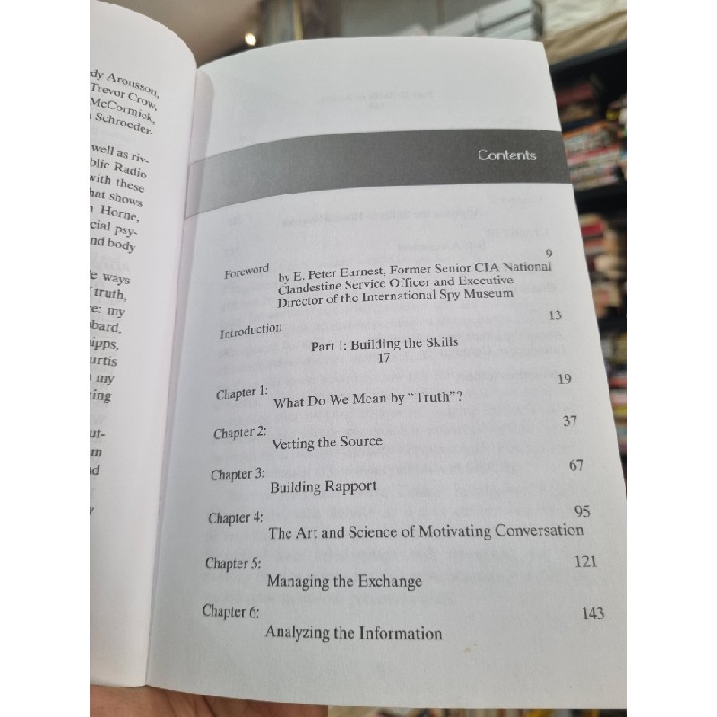 NOTHING BUT THE TRUTH : SECRETS FROM TOP INTELLIGENCE EXPERTS TO CONTROL CONVERSATIONS AND GET THE INFORMATION YOU NEED 144101