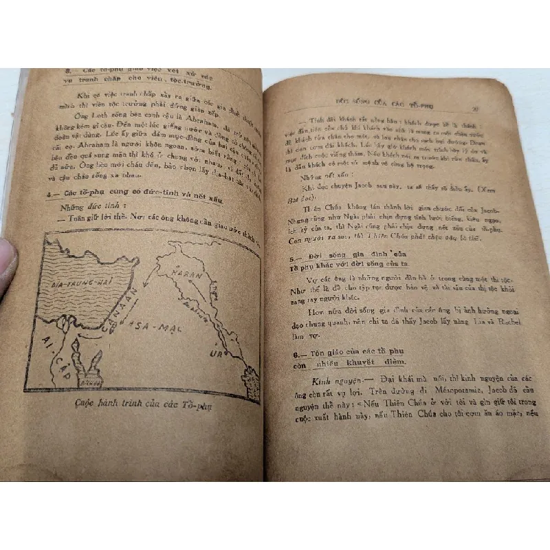 Lịch sử dân thiên chúa - J.Heilly 557160