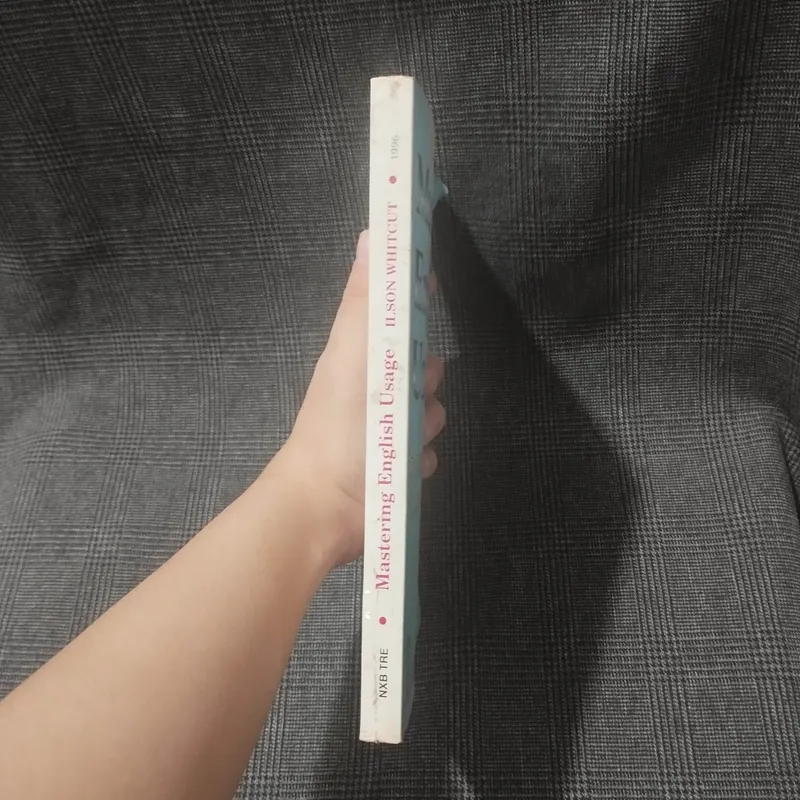 Mastering English Usage - Robert Ilson & Janet Whitcut - 1996 - NXB Trẻ 597059