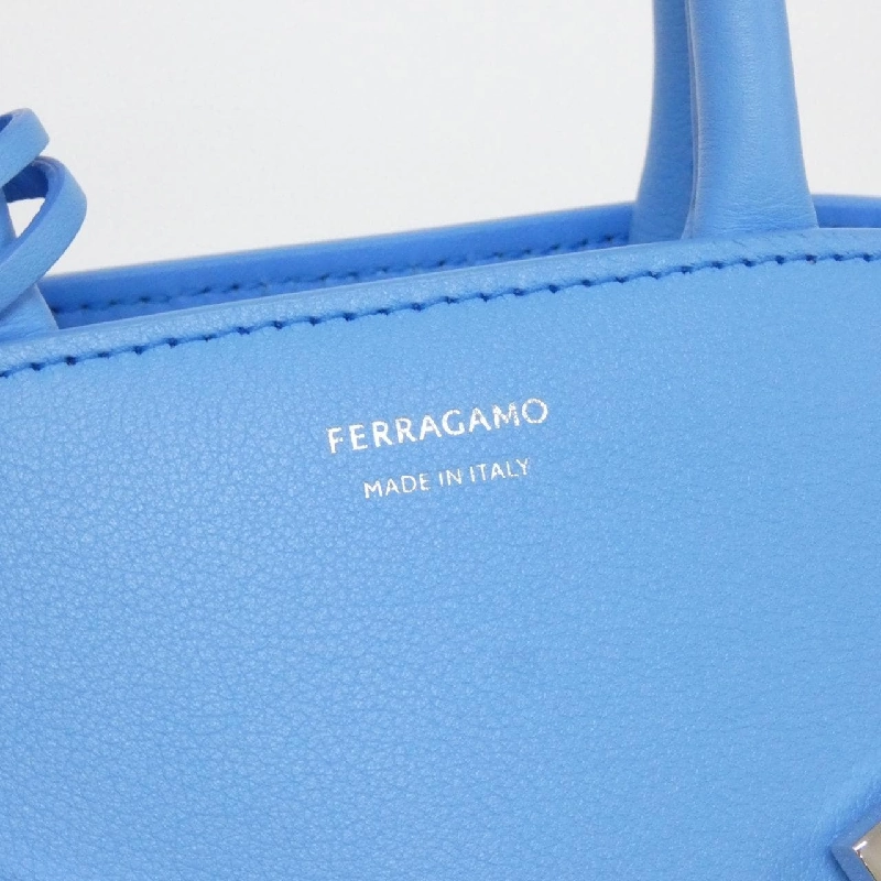 Túi Salvatore Ferragamo HUG 21 5975 616393