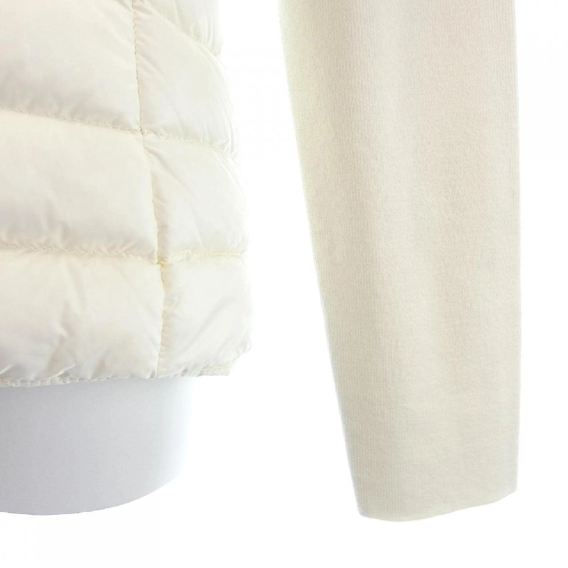 【Sản phẩm mới】Moncler MONCLER Áo khoác lông 635822