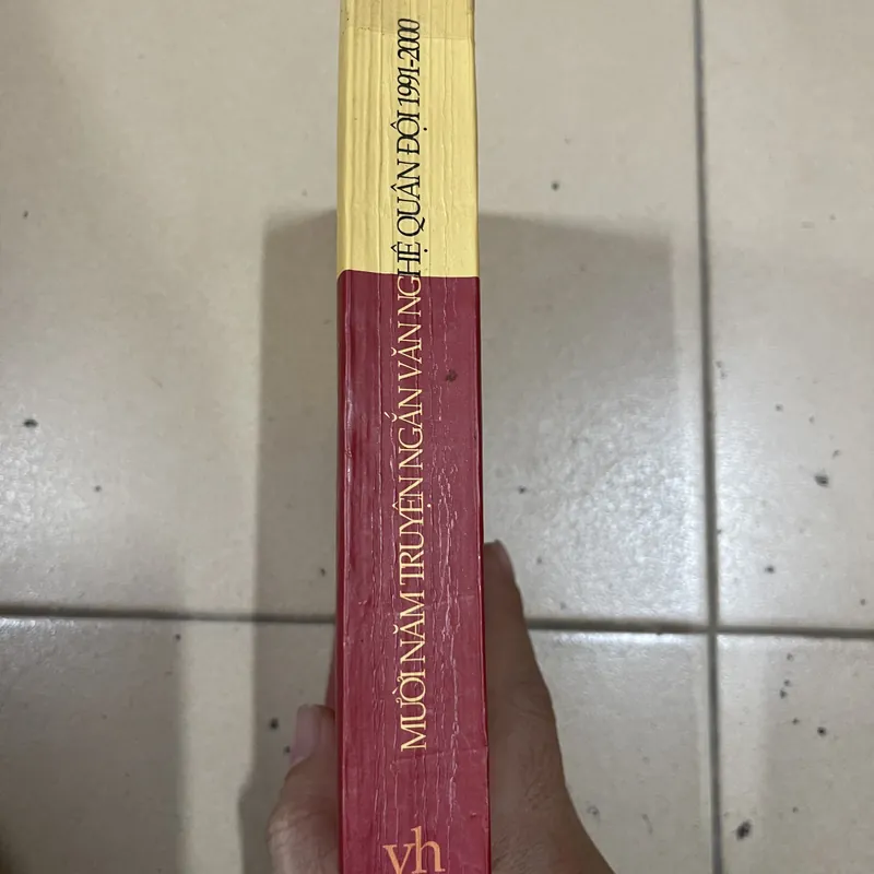 MƯỜI NĂM TRUYỆN NGẮN VĂN NGHỆ QUÂN ĐỘI 1991 - 2000 (c43) 717759