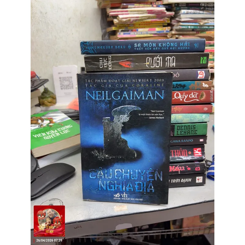 CÂU CHUYỆN NGHĨA ĐỊA - Neil Gaiman 1030648