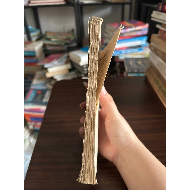 Gác Mơ Khủng Khiếp - A.Gata Krixti 932851