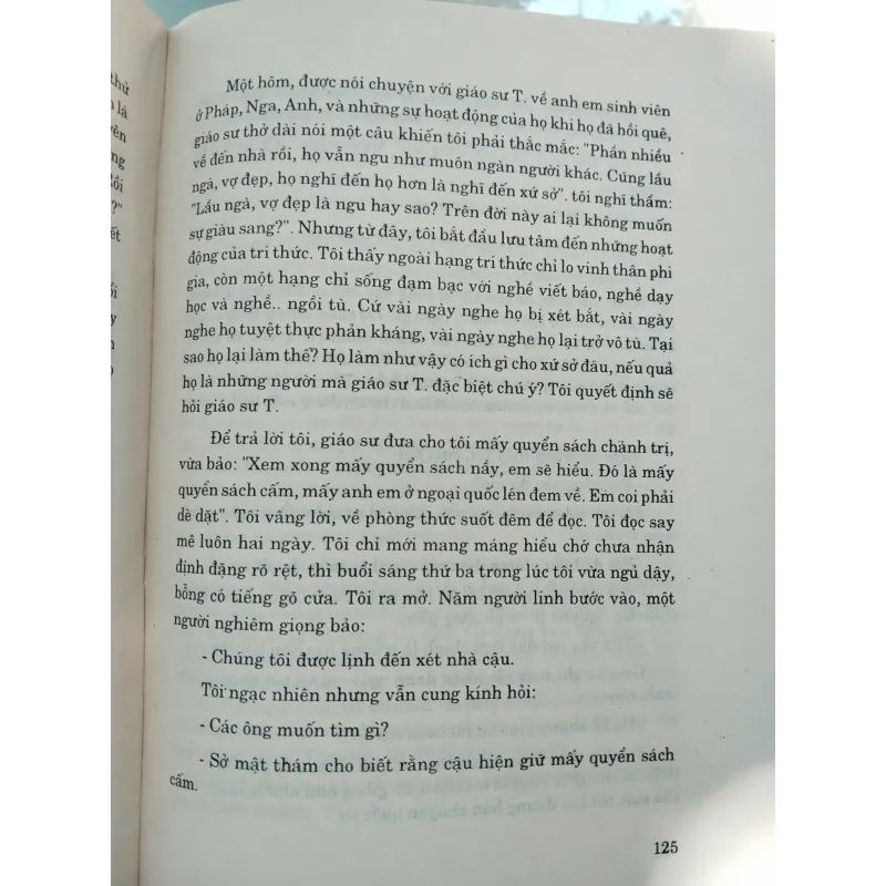 THẨM THỆ HÀ - THÂN THẾ VÀ VĂN NGHIỆP 971201