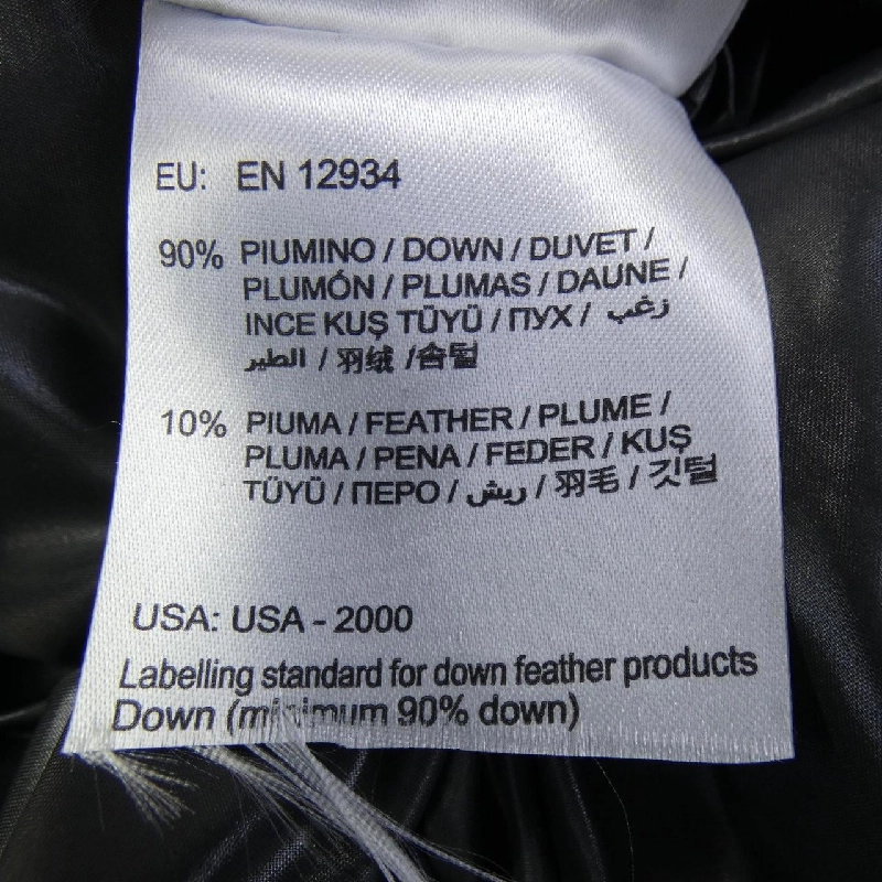 Áo khoác lông vũ MONCLER BERRIAT 629864