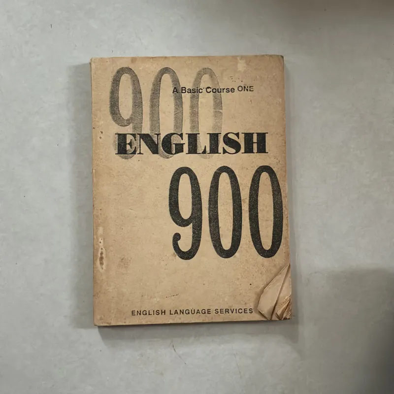 900 English 722528
