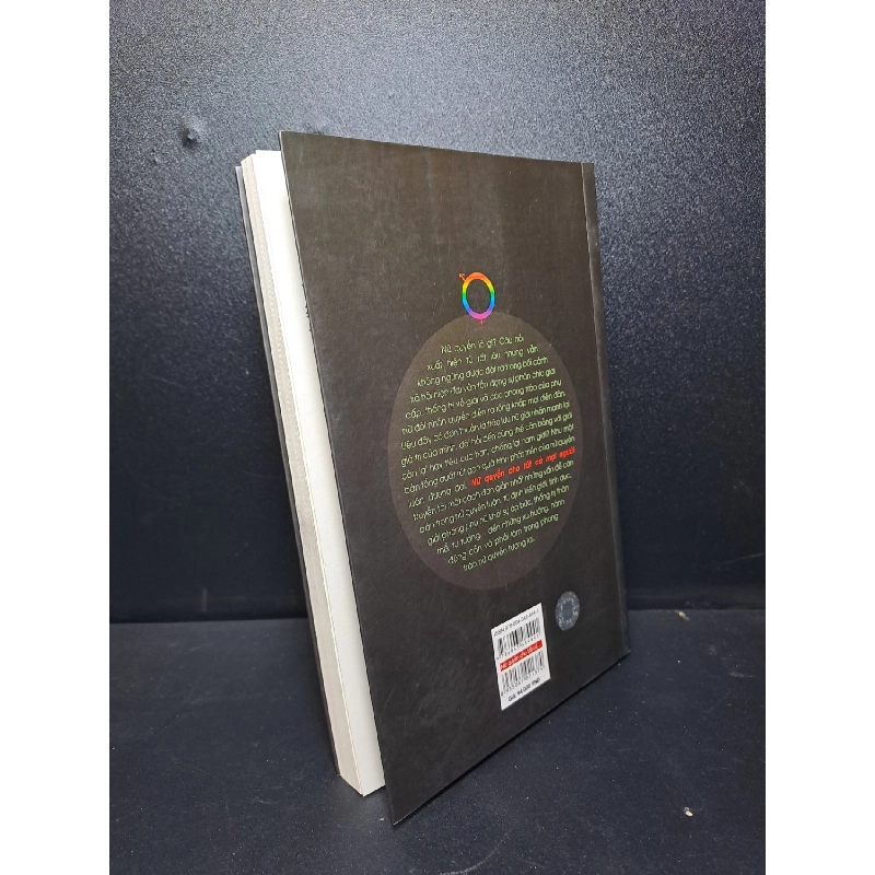 Nữ quyền cho tất cả mọi người mới 90% HCM2309 912027