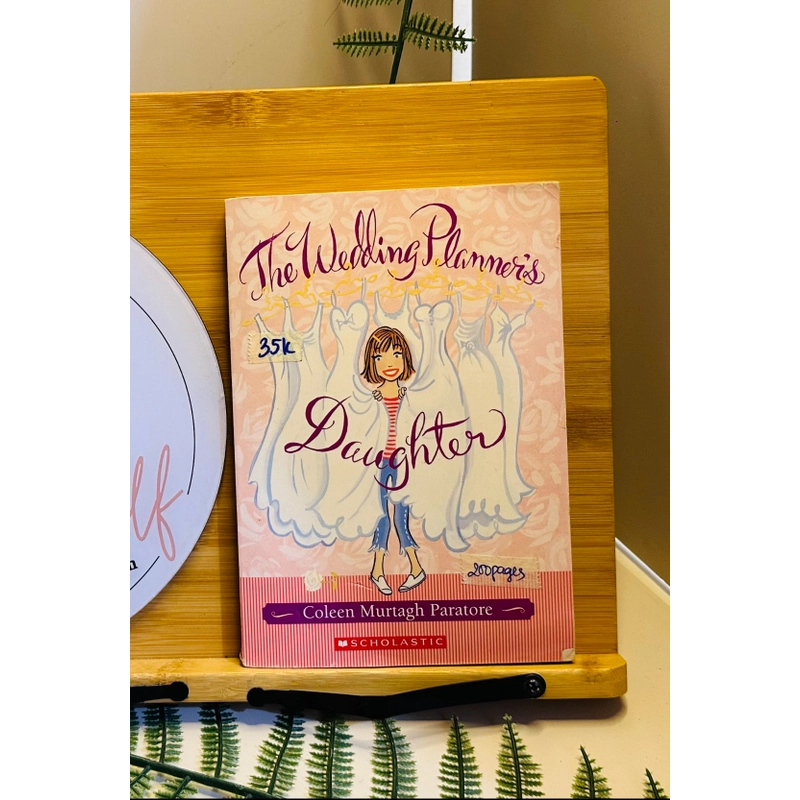 [Sách tiếng Anh 2hand] Like new 90% - The Wedding Planner's Daughter 495469