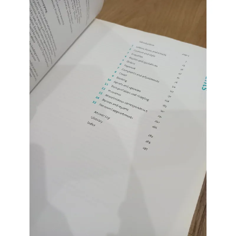 Oxford handbook of Commercial Correspondence 574093
