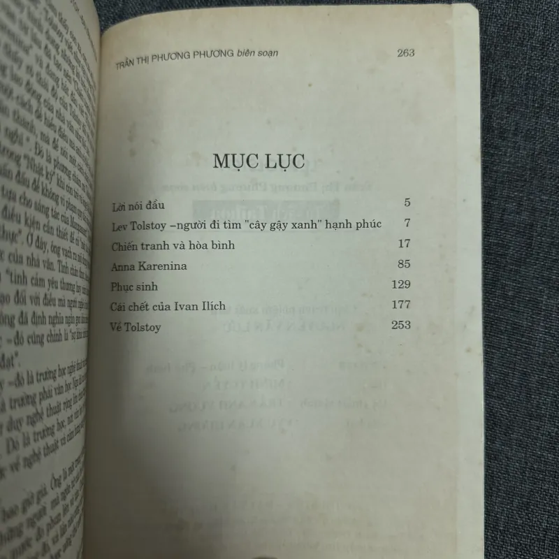 Lev Tolstoy: Đại văn hào Nga - Trần Thị Phương Phương biên soạn 908531