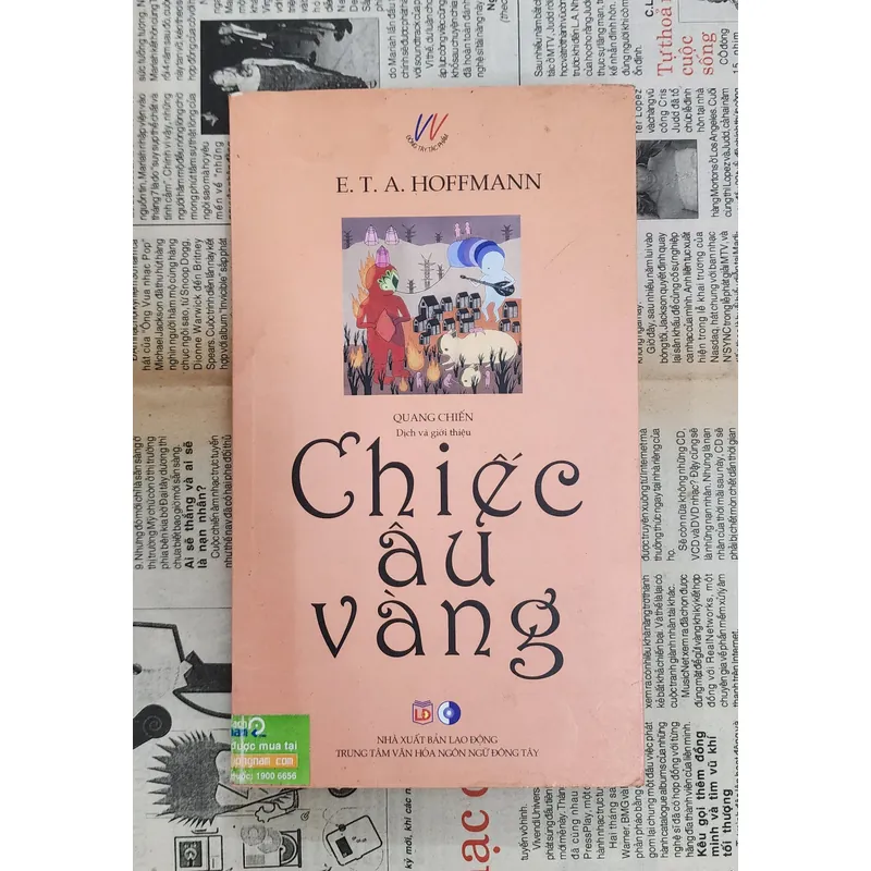 E. T. A. Hoffmann - CHIẾC ÂU VÀNG  711840