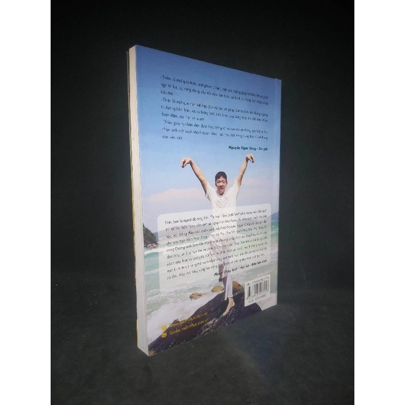 Hòa vào dòng chảy vũ trụ tìm về hạnh phúc bình an mới 90% HCM0703 922422