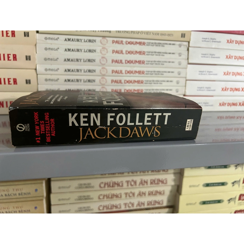 Jackdaws by Ken Follett 405633