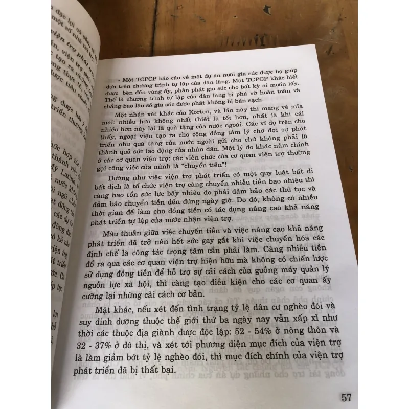 Viện trợ phi chính phủ ở Việt Nam: Con cá hay cần câu 790187