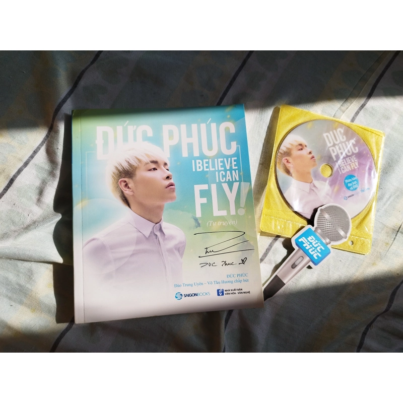 Tự truyện Đức Phúc "I believe I can fly" bản đặc biệt kèm DVD 322882