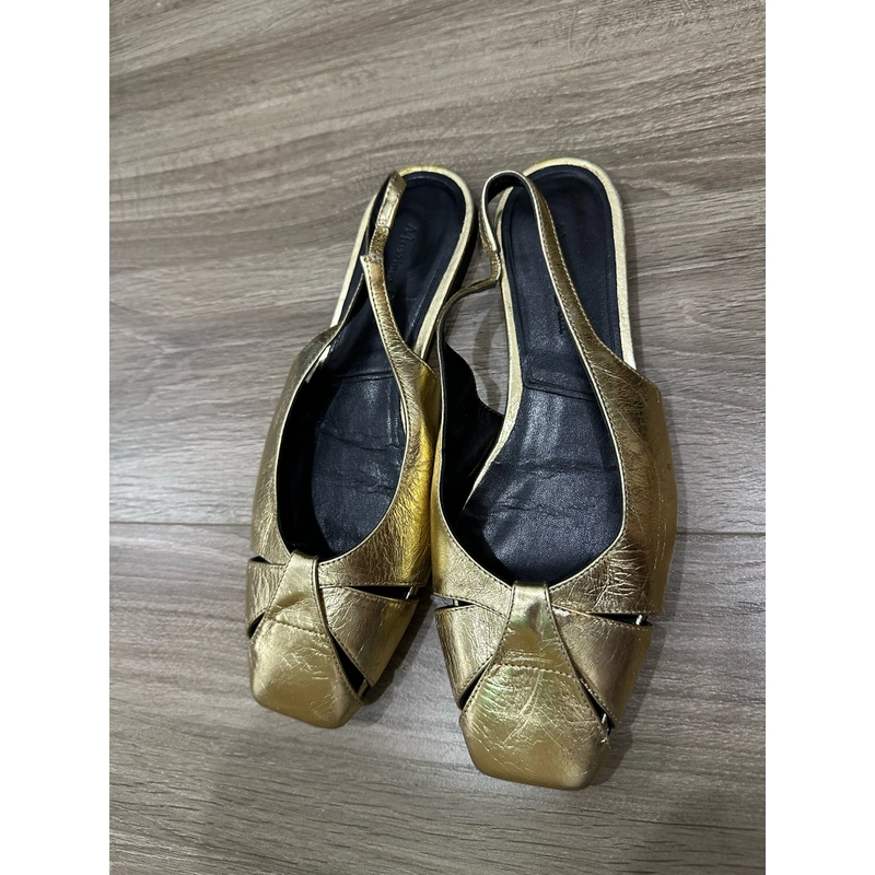 Giầy bệt hiệu 522524